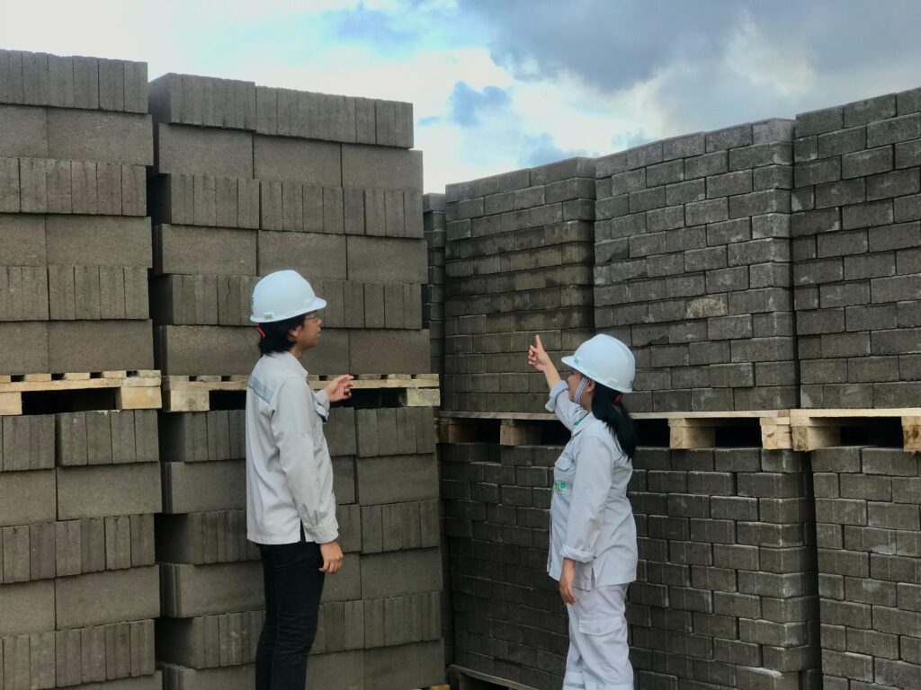 Slag Baja dan Smelter Nikel Bukan Sampah Biasa: Status Limbah B3-nya yang Sering Disalahpahami Industri Metalurgi